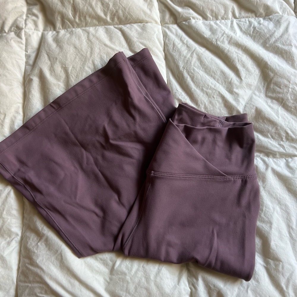 Halara High Waisted Crossover Super Flare yoga pants